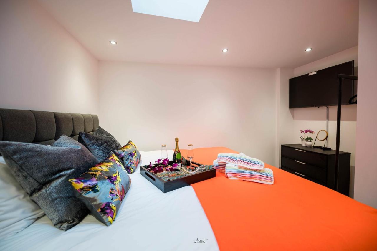 Charles Alexander Short Stay - Windmill House Apartments Lytham St Annes Exterior foto