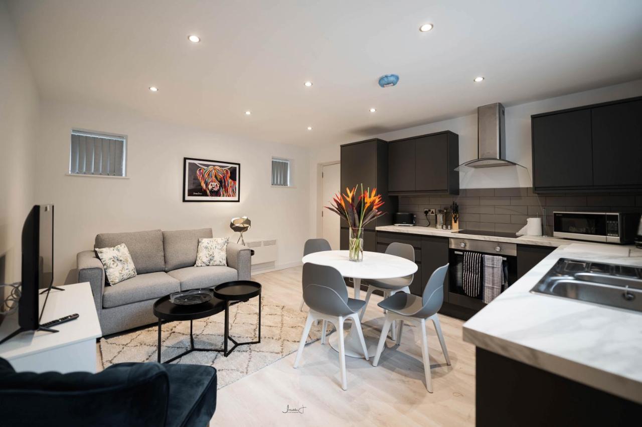 Charles Alexander Short Stay - Windmill House Apartments Lytham St Annes Exterior foto